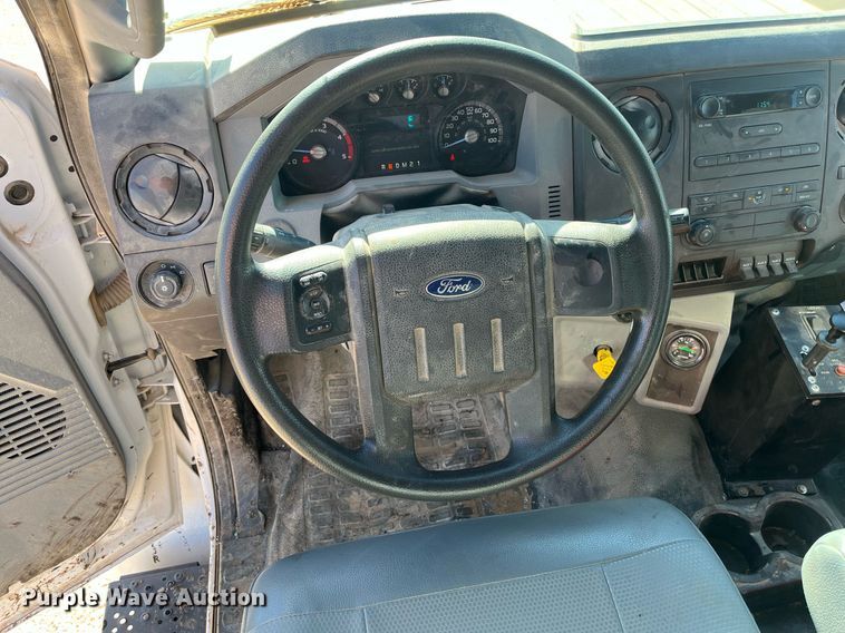 image for item EI0620 2019 Ford F750 Super Duty dump truck