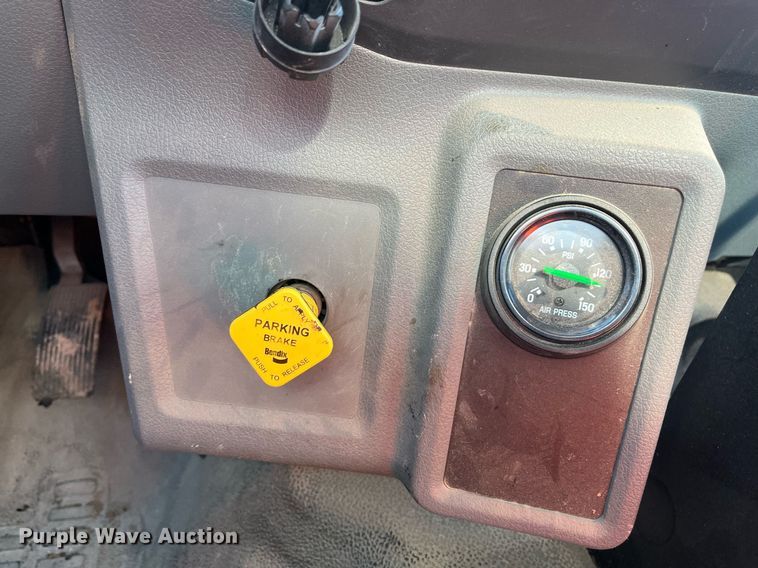 image for item EI0620 2019 Ford F750 Super Duty dump truck