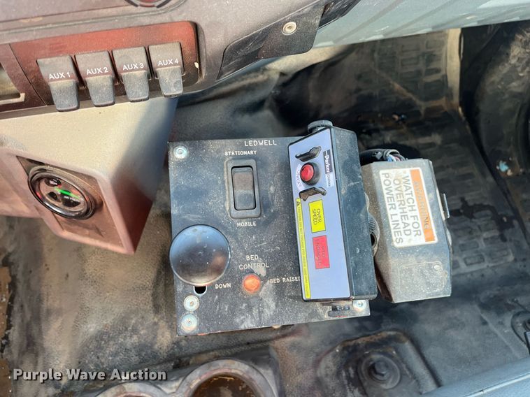 image for item EI0620 2019 Ford F750 Super Duty dump truck