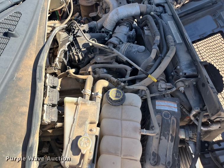 image for item EI0620 2019 Ford F750 Super Duty dump truck