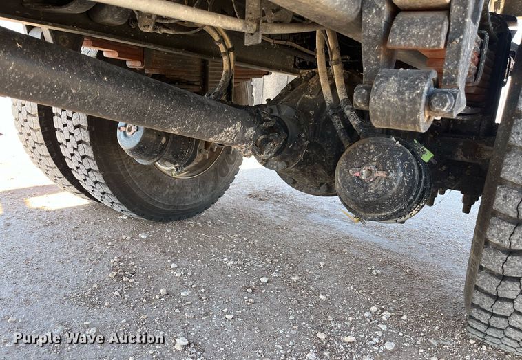 image for item EI0620 2019 Ford F750 Super Duty dump truck