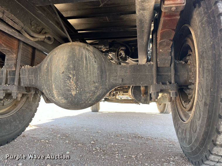 image for item EI0620 2019 Ford F750 Super Duty dump truck