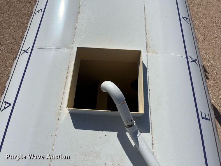 image for item EI0621 2019 Ford F750 Super Duty water truck