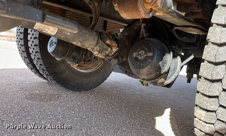 image for item EI0621 2019 Ford F750 Super Duty water truck