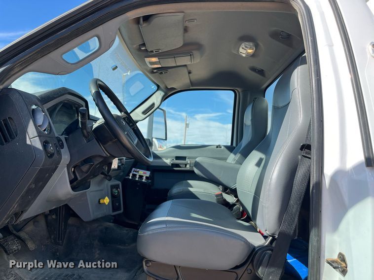 image for item EI0621 2019 Ford F750 Super Duty water truck