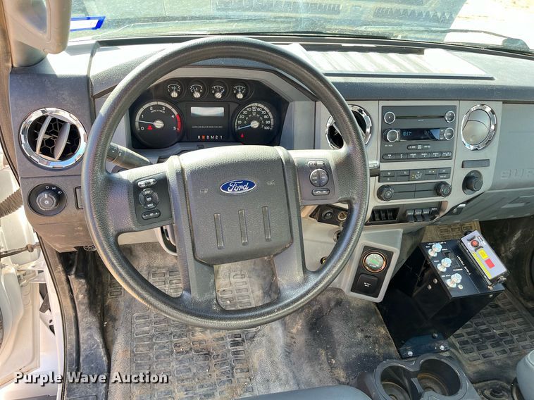 image for item EI0621 2019 Ford F750 Super Duty water truck