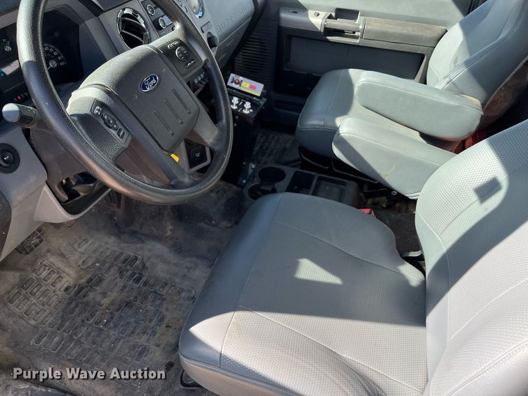 image for item EI0621 2019 Ford F750 Super Duty water truck