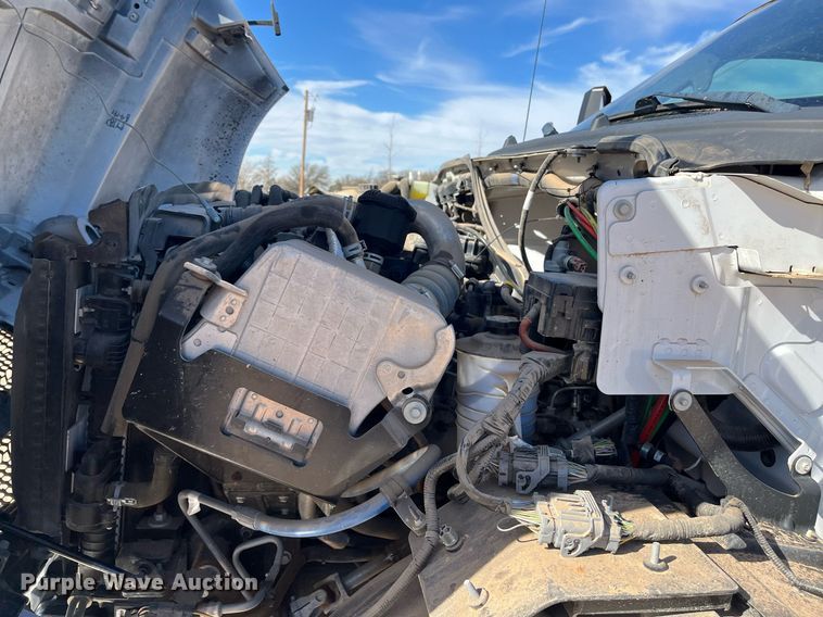 image for item EI0621 2019 Ford F750 Super Duty water truck