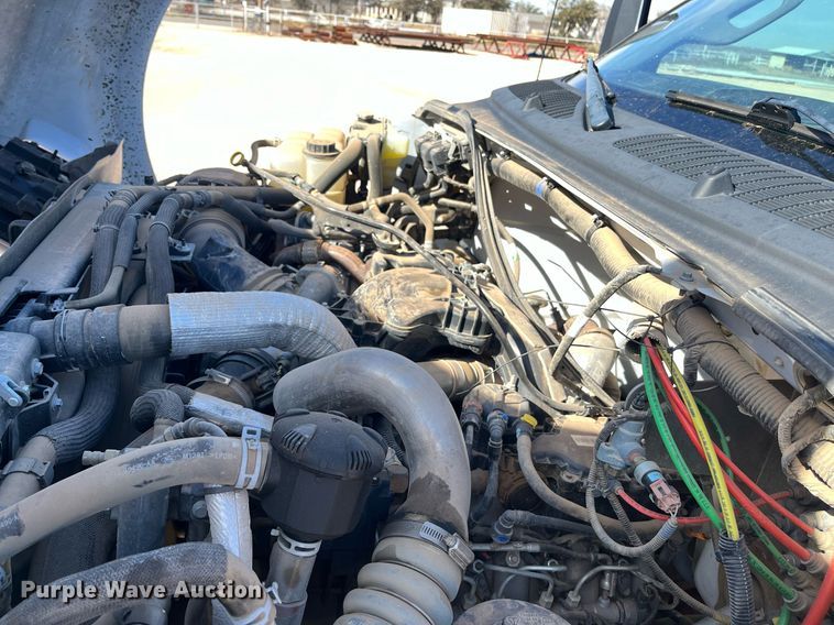 image for item EI0621 2019 Ford F750 Super Duty water truck