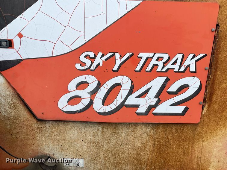 image for item EI0626 2002 Sky Trak 8042 telehandler