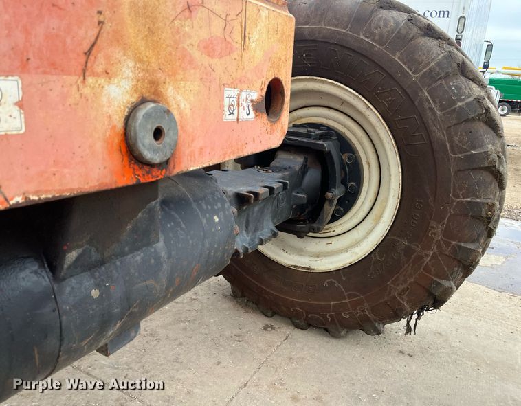 image for item EI0626 2002 Sky Trak 8042 telehandler