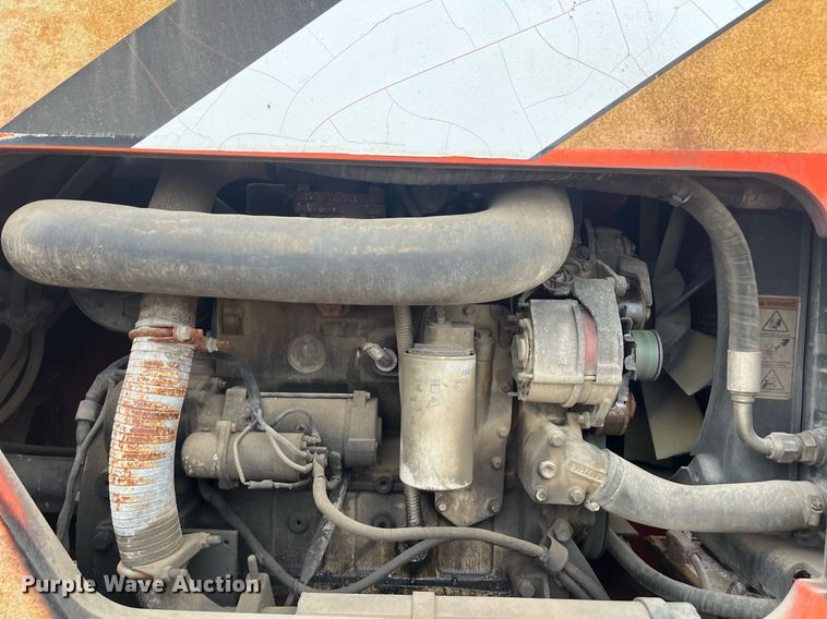 image for item EI0626 2002 Sky Trak 8042 telehandler