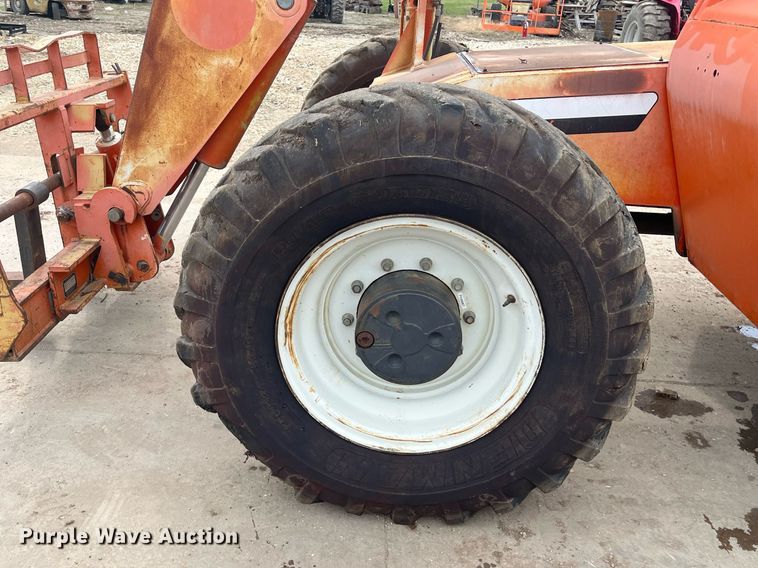 image for item EI0626 2002 Sky Trak 8042 telehandler