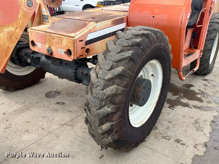 image for item EI0626 2002 Sky Trak 8042 telehandler