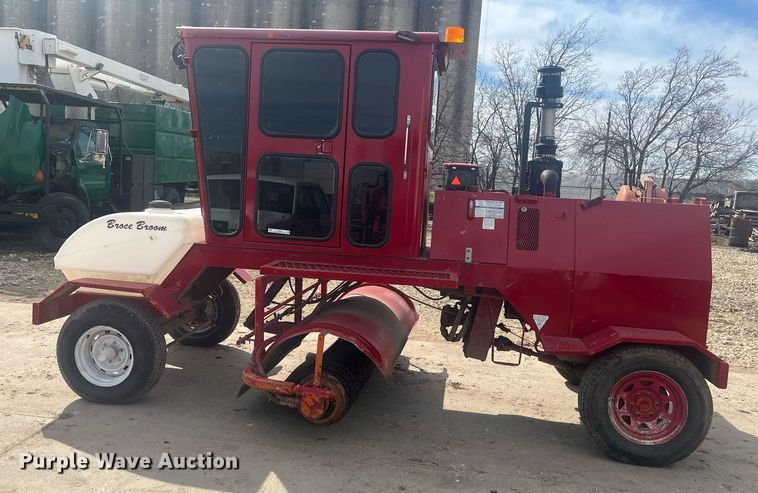 image for item EI0635 Broce broom