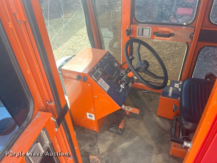 image for item EI0635 Broce broom