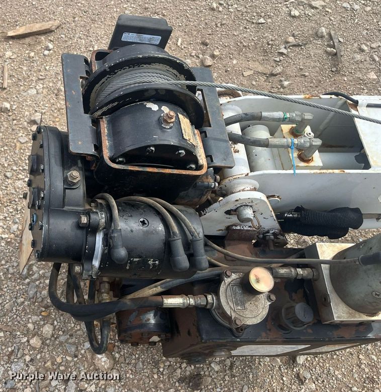 image for item EI0636 Auto Crane EHC32 truck mounted crane