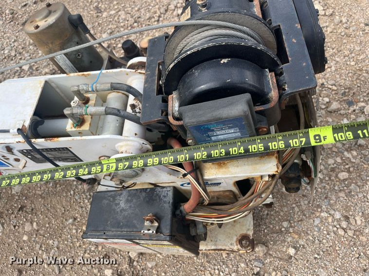 image for item EI0636 Auto Crane EHC32 truck mounted crane