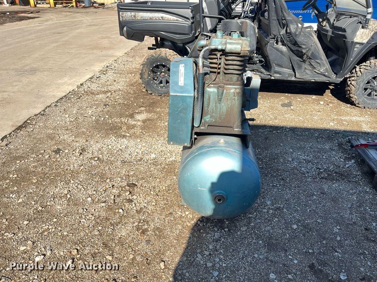 image for item EI0641 Curtis air compressor