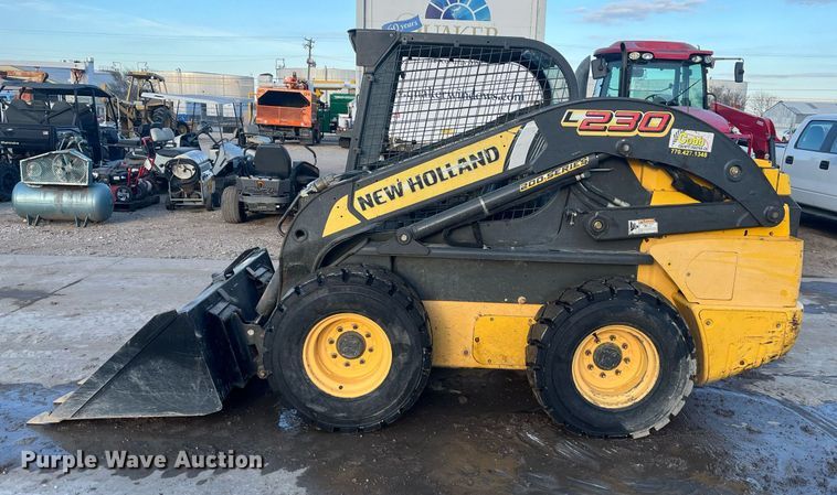 image for item EI0650 2015 New Holland L230 skid steer loader