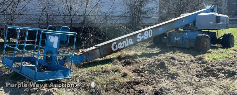 image for item EI0664 1999 Genie S-80 boom lift
