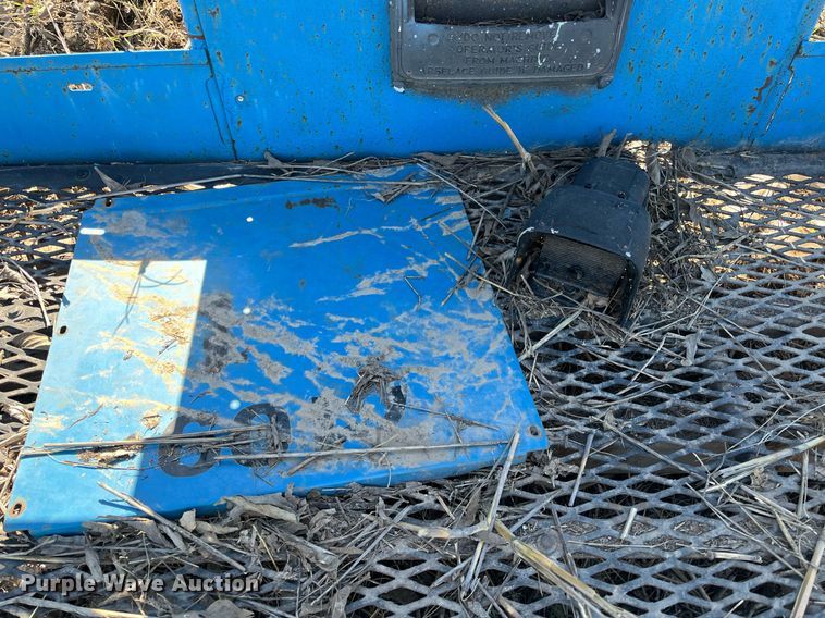 image for item EI0664 1999 Genie S-80 boom lift