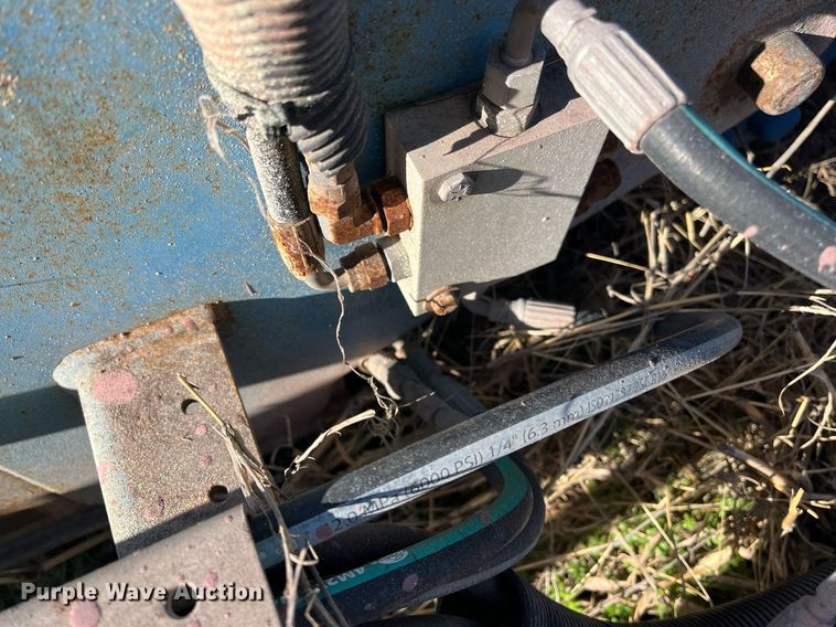 image for item EI0664 1999 Genie S-80 boom lift