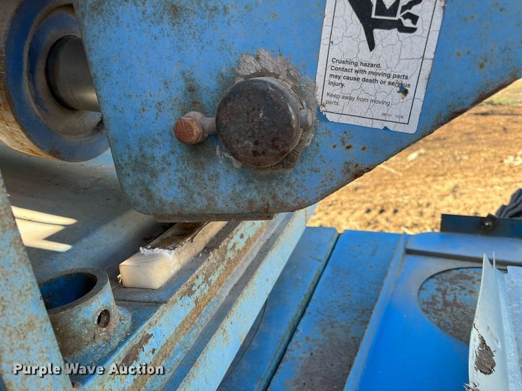 image for item EI0664 1999 Genie S-80 boom lift