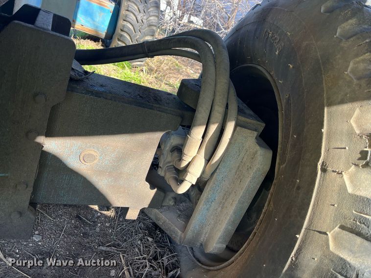 image for item EI0664 1999 Genie S-80 boom lift