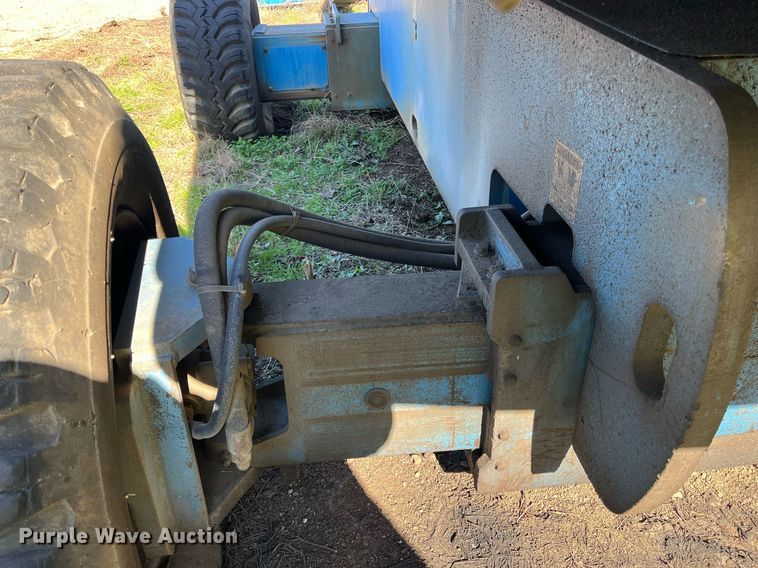 image for item EI0664 1999 Genie S-80 boom lift