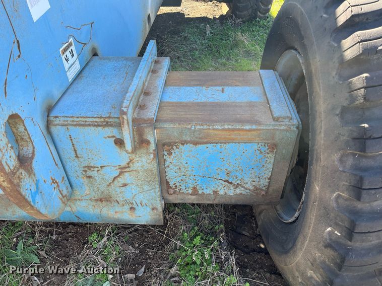 image for item EI0664 1999 Genie S-80 boom lift