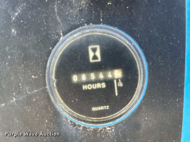 image for item EI0664 1999 Genie S-80 boom lift