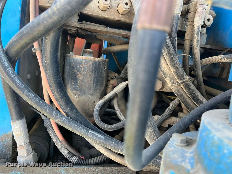 image for item EI0664 1999 Genie S-80 boom lift