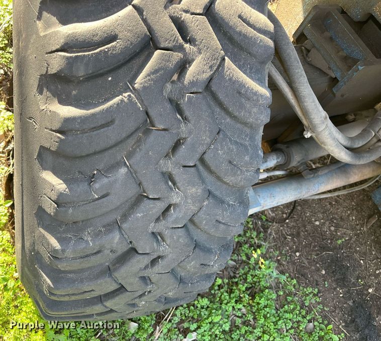 image for item EI0664 1999 Genie S-80 boom lift