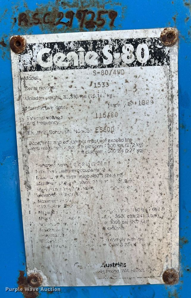 image for item EI0664 1999 Genie S-80 boom lift