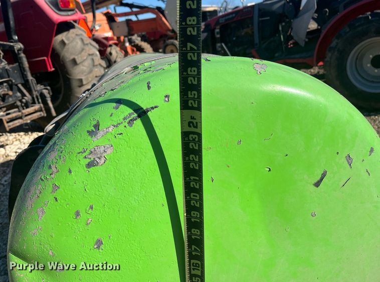 image for item EI0672 Peterbilt Fuel tank