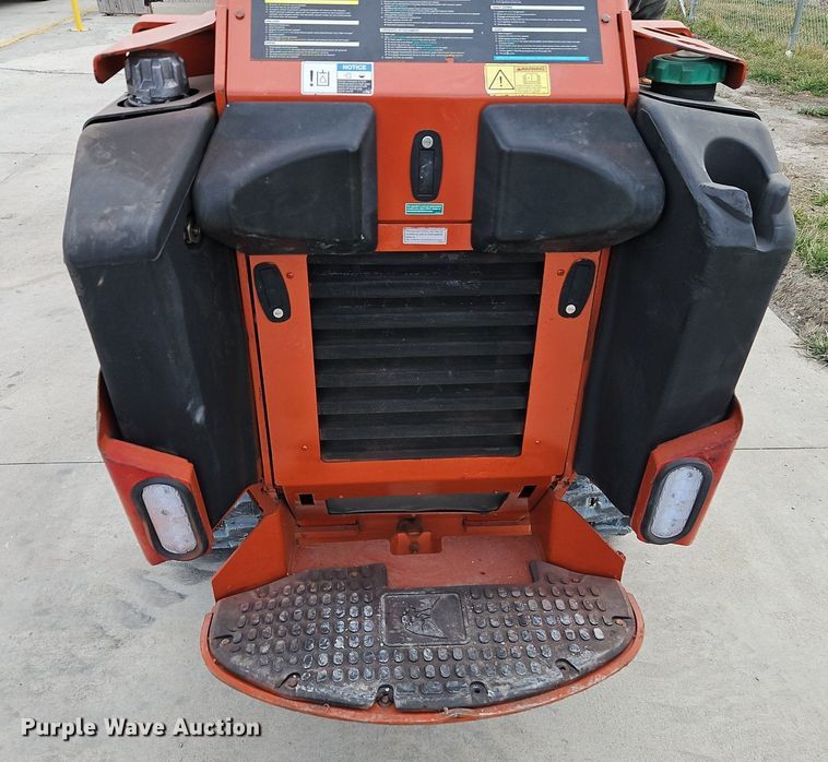 image for item EI3556 2017 Ditch Witch SK1550 compact utility loader