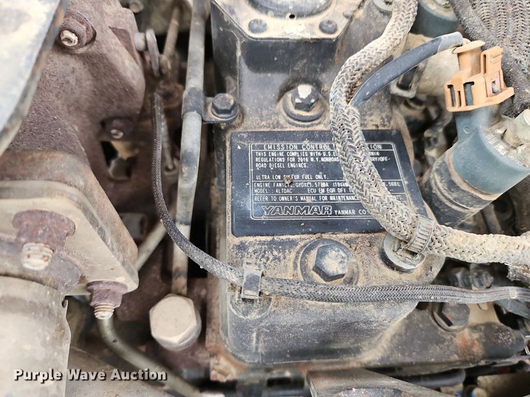 image for item EI3556 2017 Ditch Witch SK1550 compact utility loader