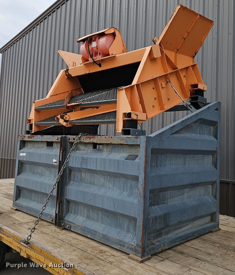 image for item EI3557 Paladin Industrial  vibratory screen