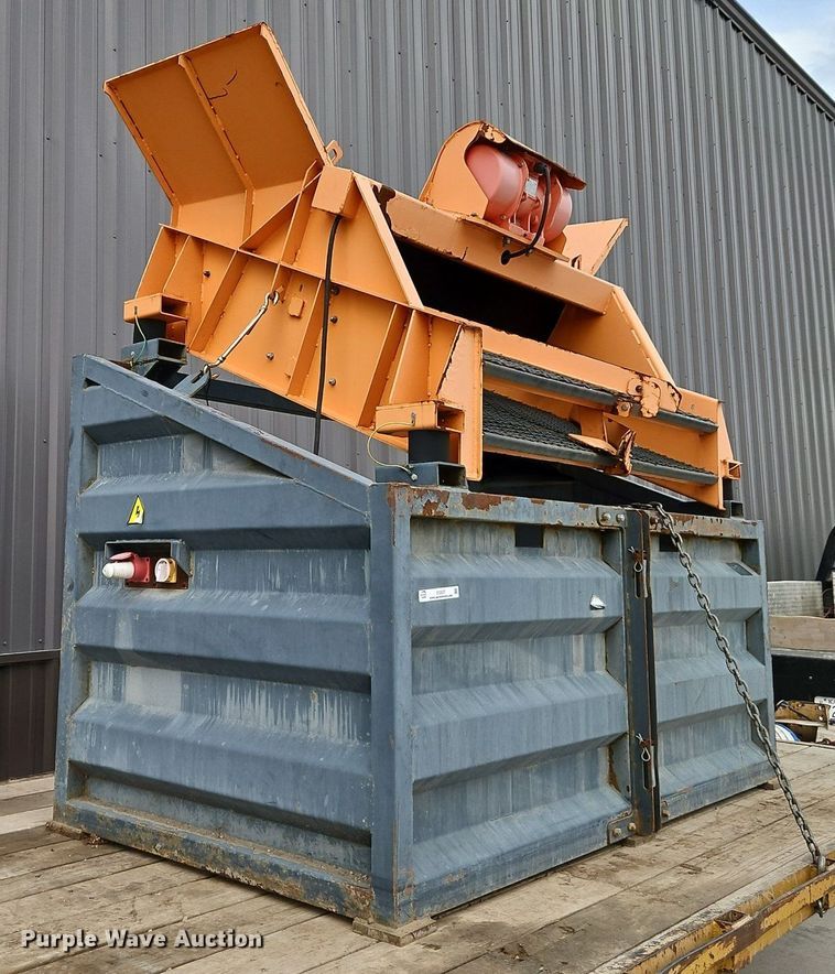 image for item EI3557 Paladin Industrial  vibratory screen