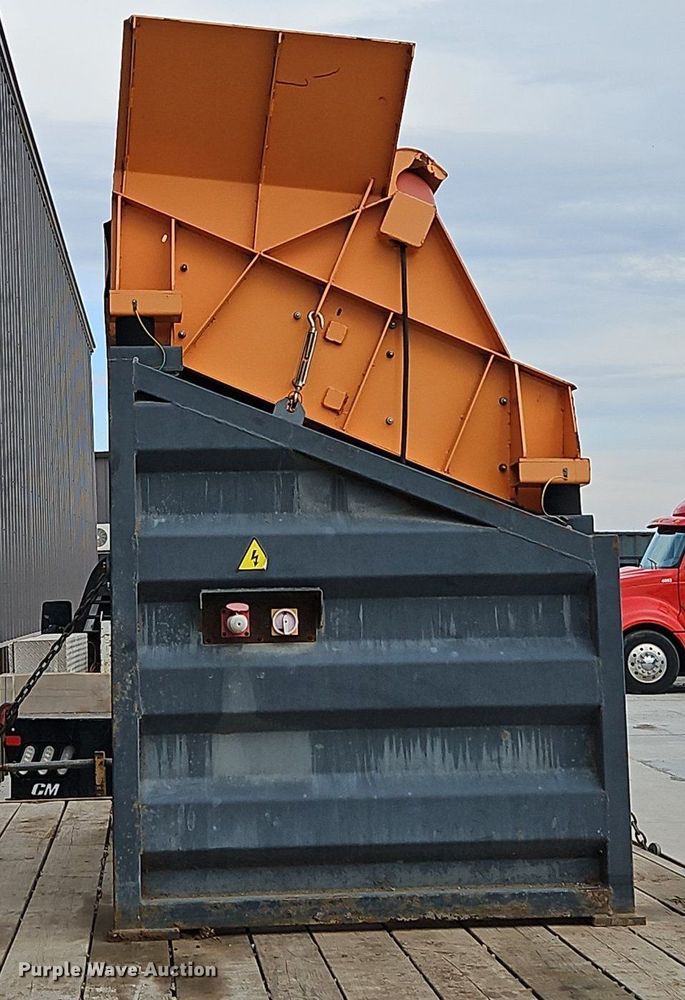 image for item EI3557 Paladin Industrial  vibratory screen