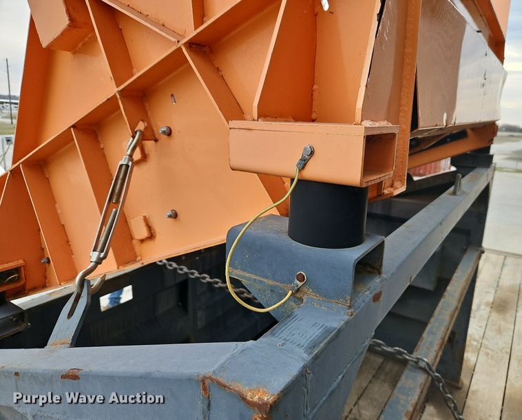 image for item EI3557 Paladin Industrial  vibratory screen