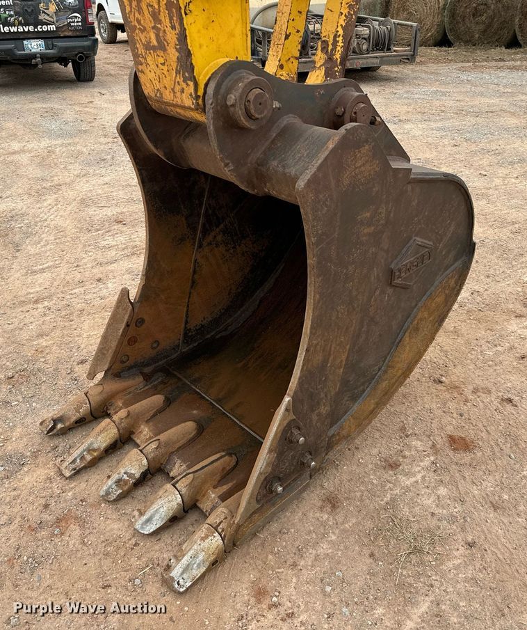 image for item EJ0198 2018 Komatsu  PC170LC-11 excavator