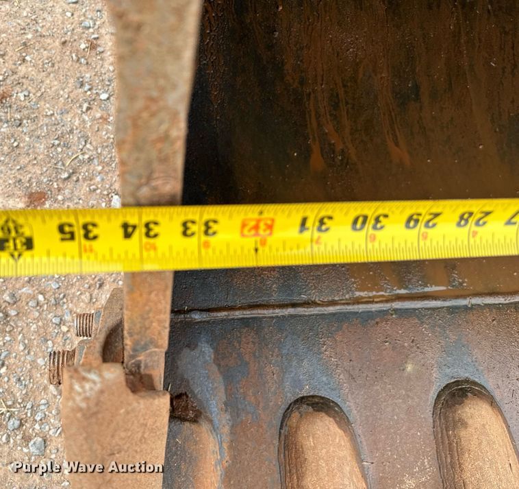 image for item EJ0198 2018 Komatsu  PC170LC-11 excavator