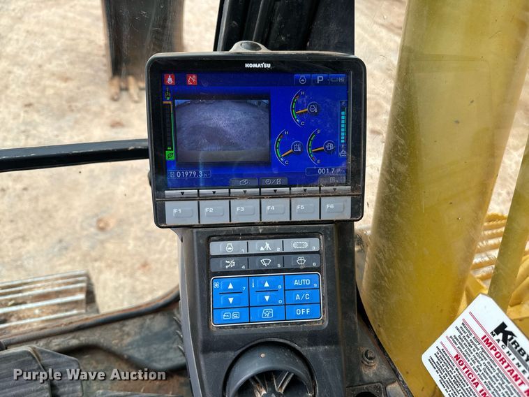 image for item EJ0198 2018 Komatsu  PC170LC-11 excavator