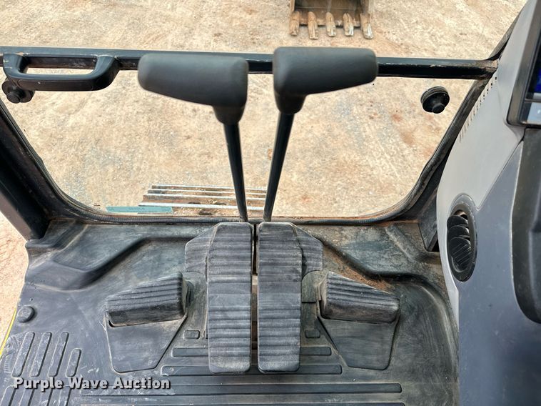 image for item EJ0198 2018 Komatsu  PC170LC-11 excavator