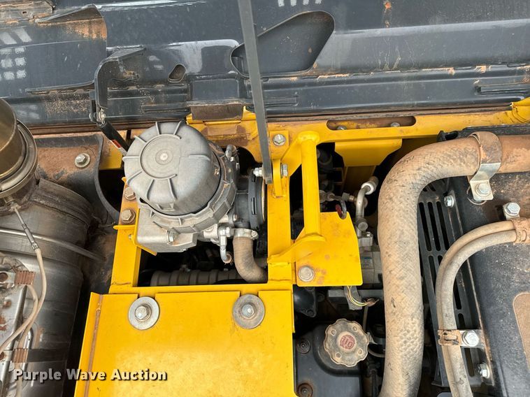 image for item EJ0198 2018 Komatsu  PC170LC-11 excavator