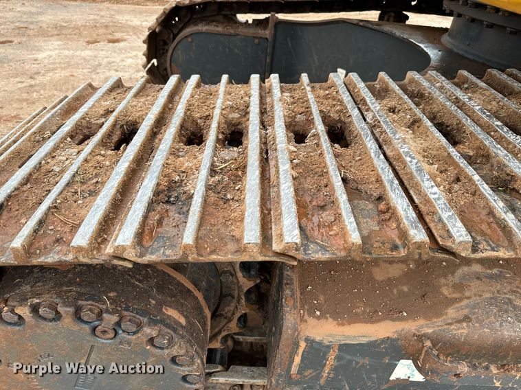 image for item EJ0198 2018 Komatsu  PC170LC-11 excavator