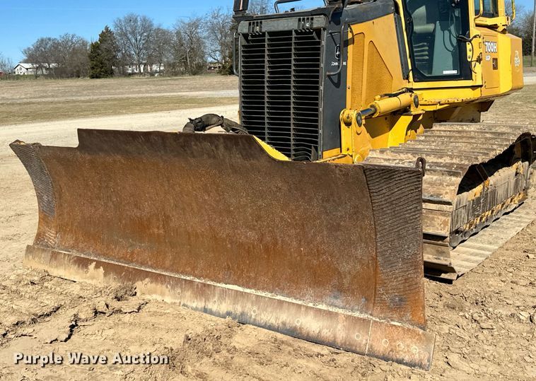 image for item EJ0259 2003 John Deere 700H LGP dozer