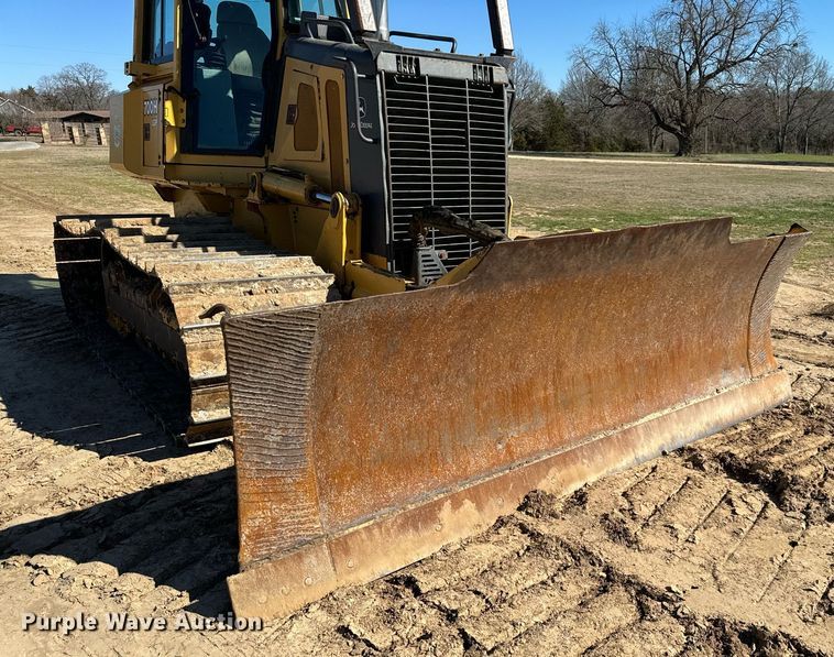 image for item EJ0259 2003 John Deere 700H LGP dozer